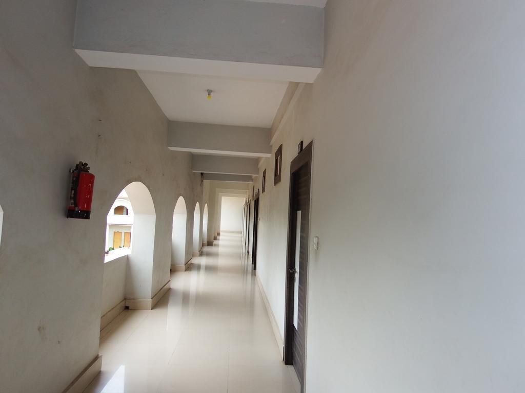 Shivpurī Hotel Sonchiraiya المظهر الخارجي الصورة